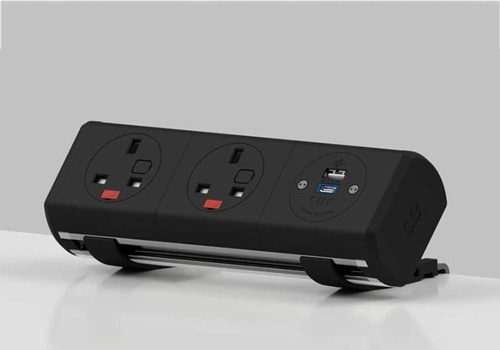 Panda-2-UK-Power-Socket-1-USB-Charger-BB